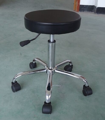PU überziehen Oberflächen-sichere Stühle ESD/ergonomischen Laborschemel-Fuß-Rest mit Leder, die verfügbar sind